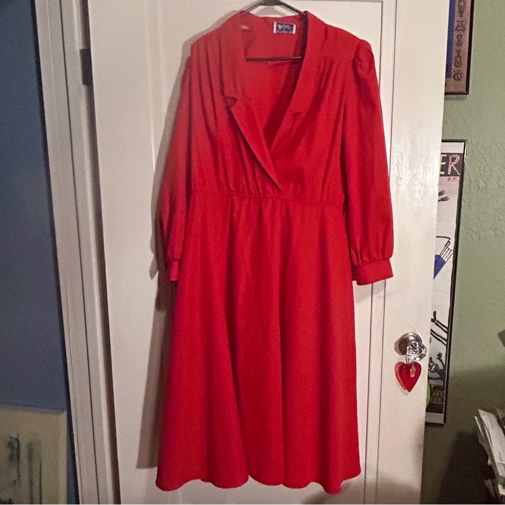 Vintage Leslie Fay for Lord & Taylor Red V-Neck Shirt Dress size Large (no tag)